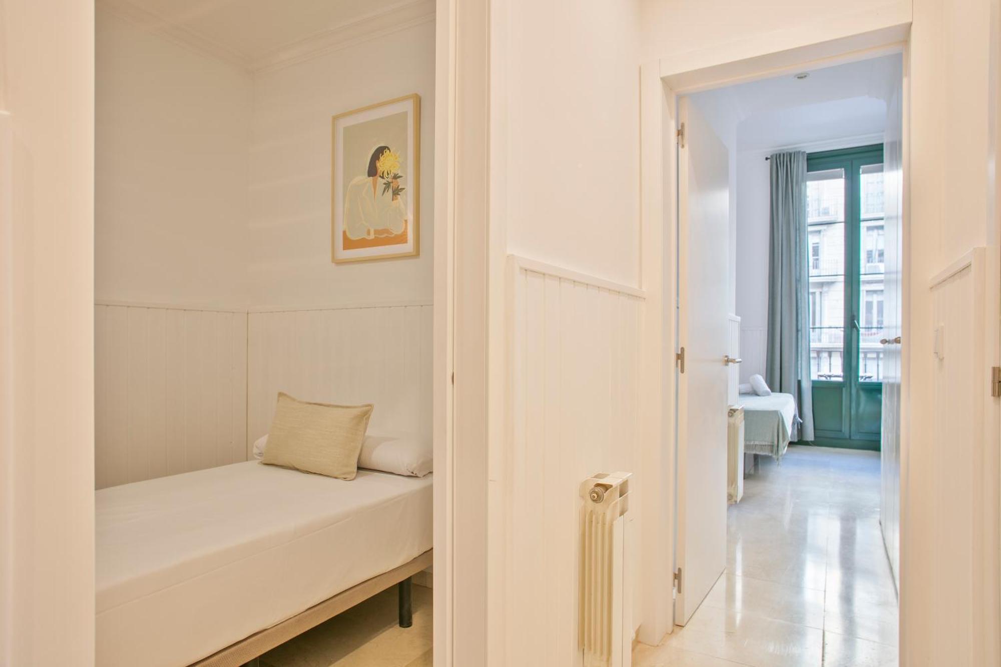 Anton'S Downtown Apartment Барселона Екстериор снимка